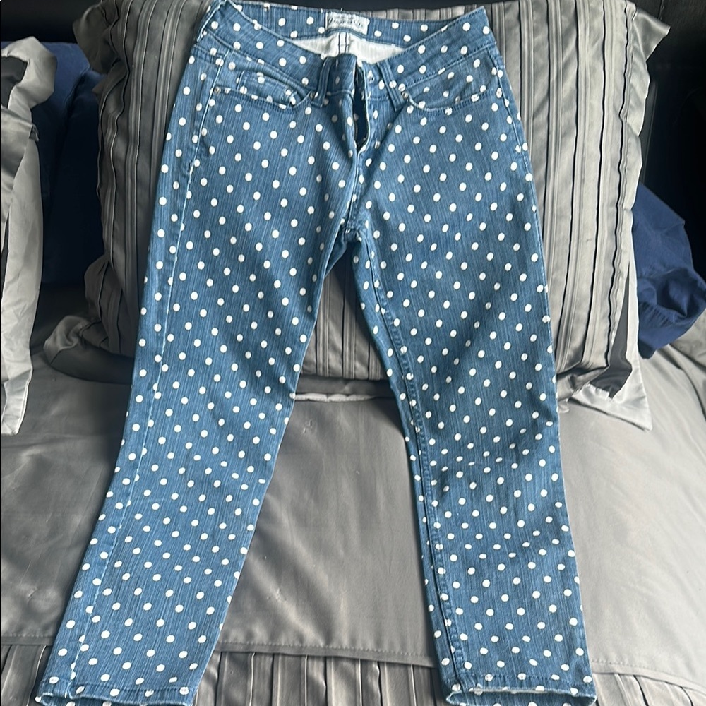 Aeropostale Blue and White Polka Dot Cropped Jeans